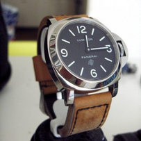 Panerai : Luminor - Base Logo (PAM000)