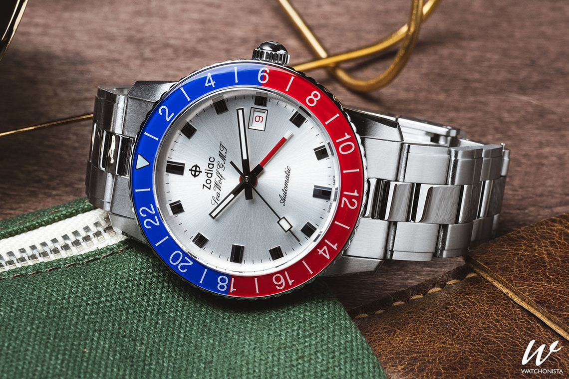zodiac_sea_wolf_gmt_crystal_topper_edition_01.jpg