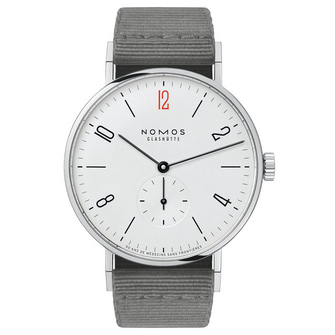 NOMOS Glashütte Tangente 38 – 50 ans de Médecins Sans Frontières