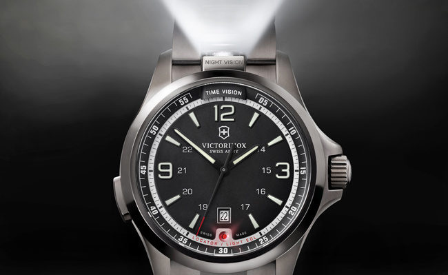 NIGHT VISION Luminous and multifunctional Watchonista