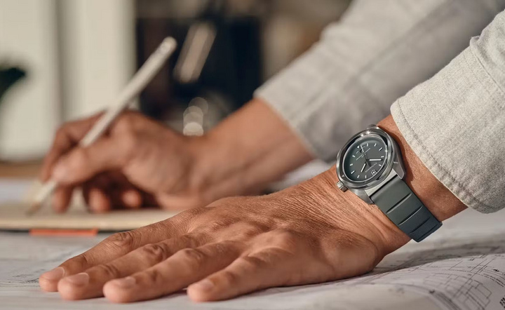 TAG Heuer is proud to present the Aquaracer Henrik Lundqvist