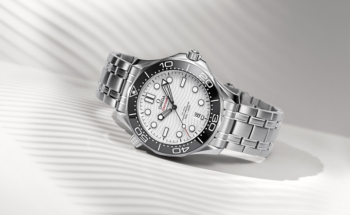 Omega Seamaster Diver 300M White Ceramic Dial Omega Seamaster Diver 300M White Ceramic Dial
