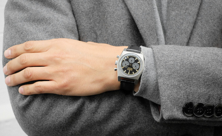 アグラオネマ Tropical Dial A384 Zenith El Primero – Hairspring