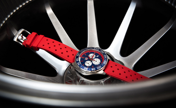 TAG HEUER launches a new Special Edition watch Formula 1 No.33 Max Verstappen 2017 Watchonista