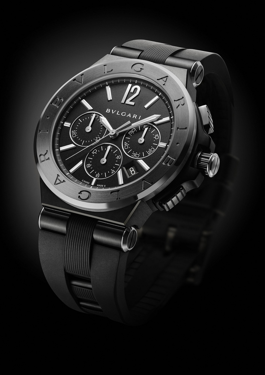 BVLGARI Diagono Ceramic Automatic　 Bulgari Diagono Ceramic Chronograph Gets a Facelift | WorldWatchReview
