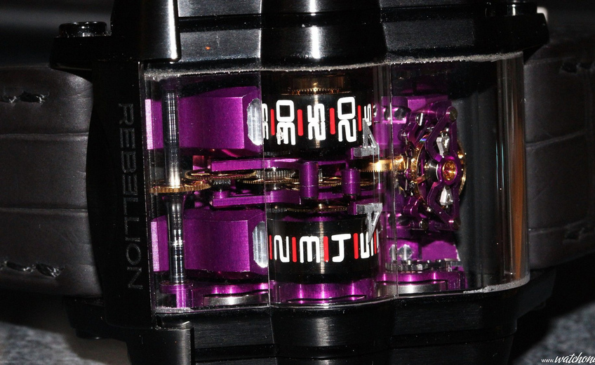 Rebellion T-1000 violet