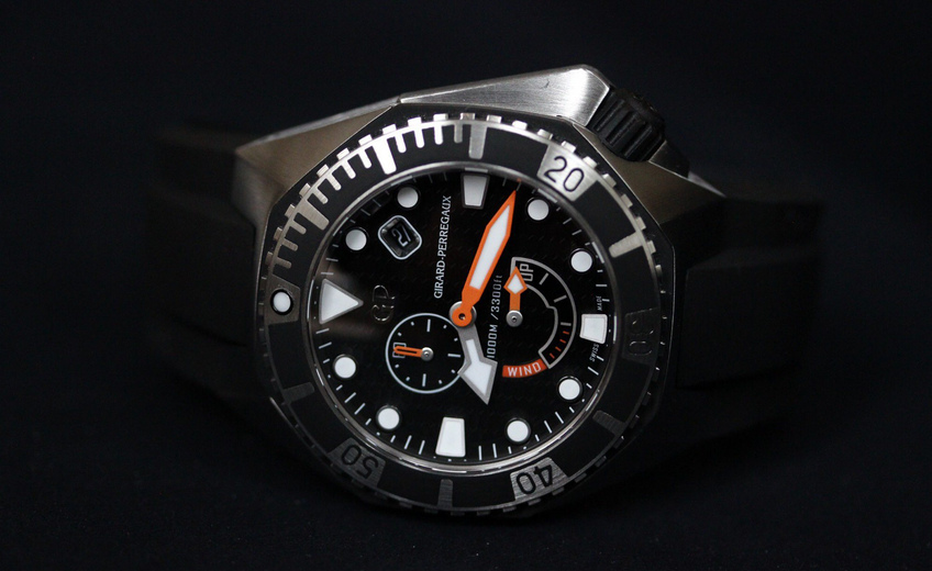 Girard Perregaux New Sea Hawk Black Dial