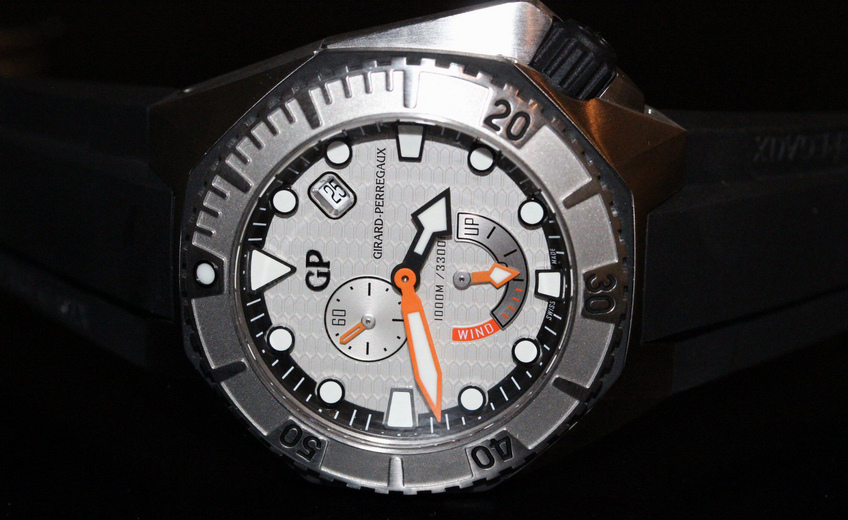 Girard Perregaux Sea Hawk Diver White Dial