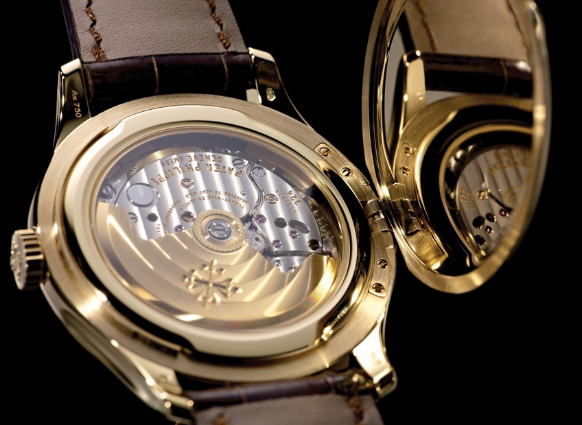 Patek Philippe 5227 Calatrava Case