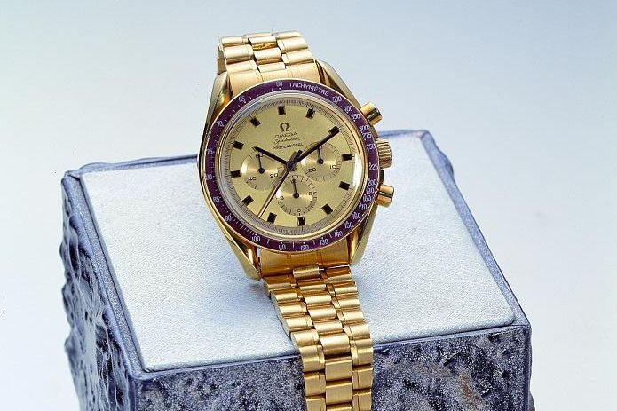 Omega Speedmaster 18K commemoration the Apollo XI landing