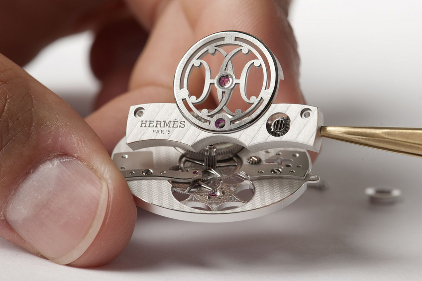 Hermès Arceau Lift Tourbillon Barrel bridge