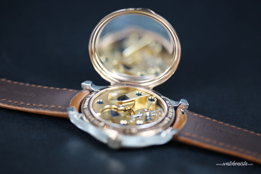 The T30 wristwatch case open