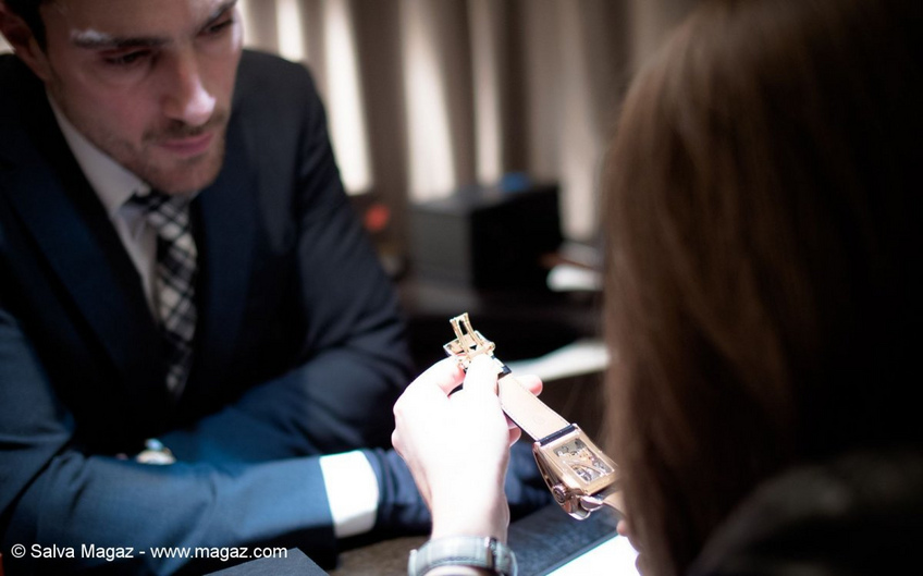 Selling watches Selling watches