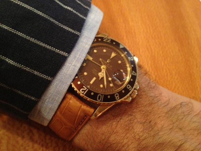 The yellow gold Rolex Safari with a chocolate dial and bezel The yellow gold Rolex Safari with a chocolate dial and bezel