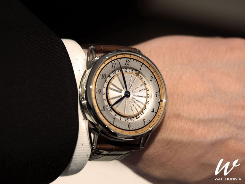 De Bethune DB25 World Traveller De Bethune DB25 World Traveller