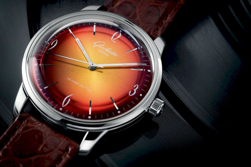 Glasshuette Original Sixties Iconic Red Glasshuette Original Sixties Iconic Red