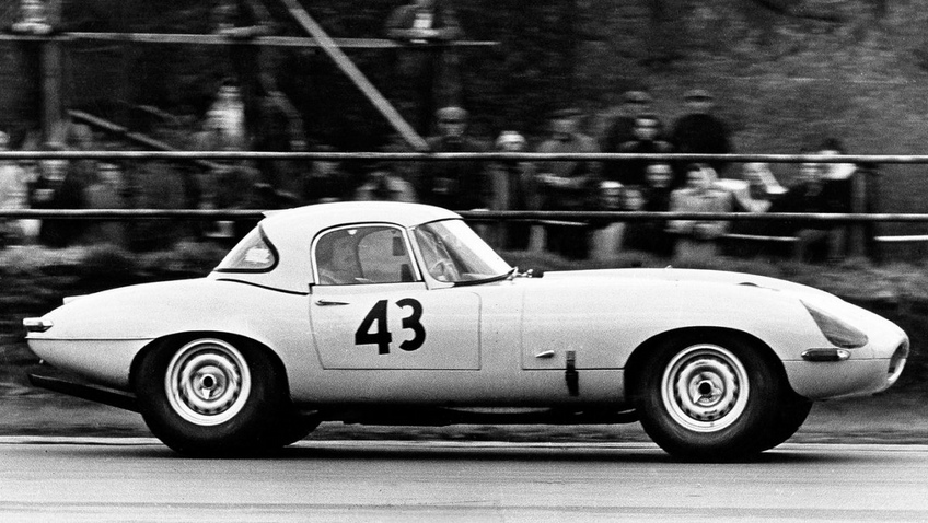 Jaguar Lightweight E-Type at Silverstone 1963 Jaguar Lightweight E-Type at Silverstone 1963