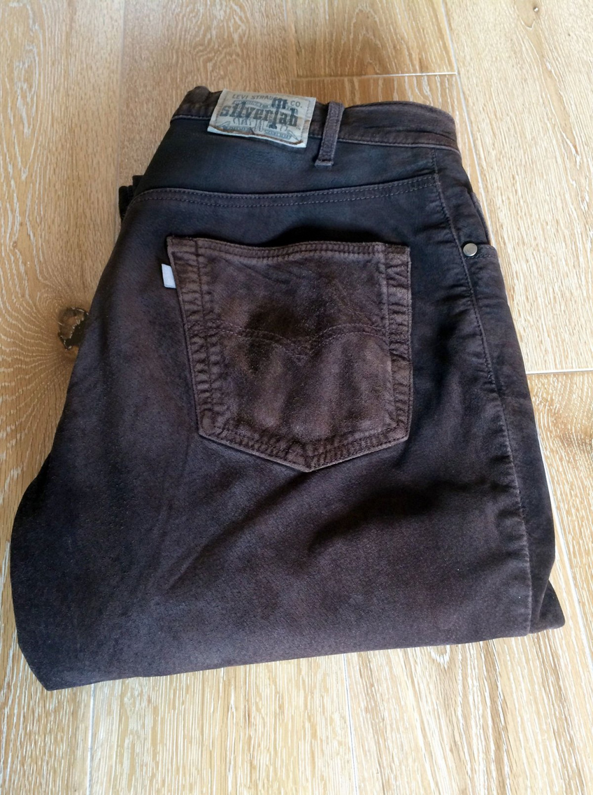 Limited-edition suede Levis 501 Red Button Limited-edition suede Levis 501 Red Button