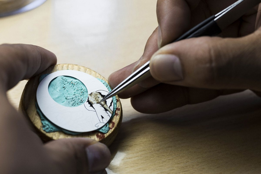 Jaquet Droz Petite Heure Minute Mosaïc Elephant backcase Jaquet Droz Petite Heure Minute Mosaïc Elephant backcase