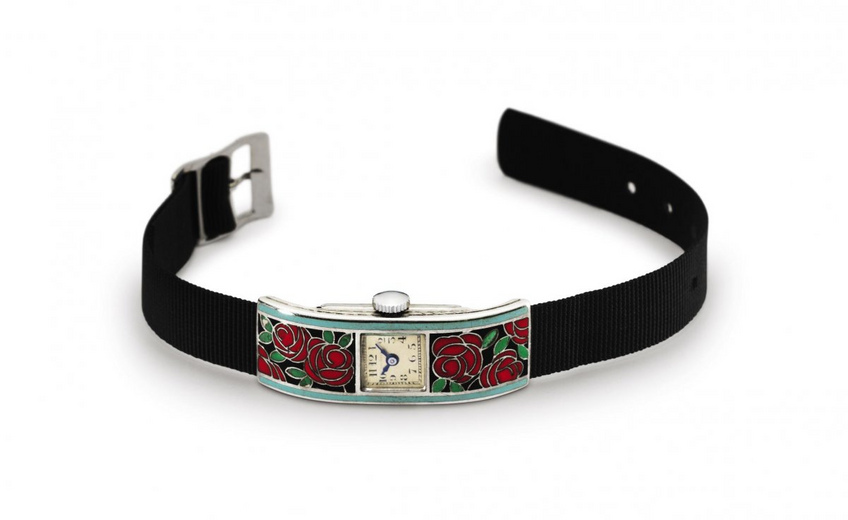 Carl F. Bucherer from 1925 adorned with enamel roses Carl F. Bucherer from 1925 adorned with enamel roses