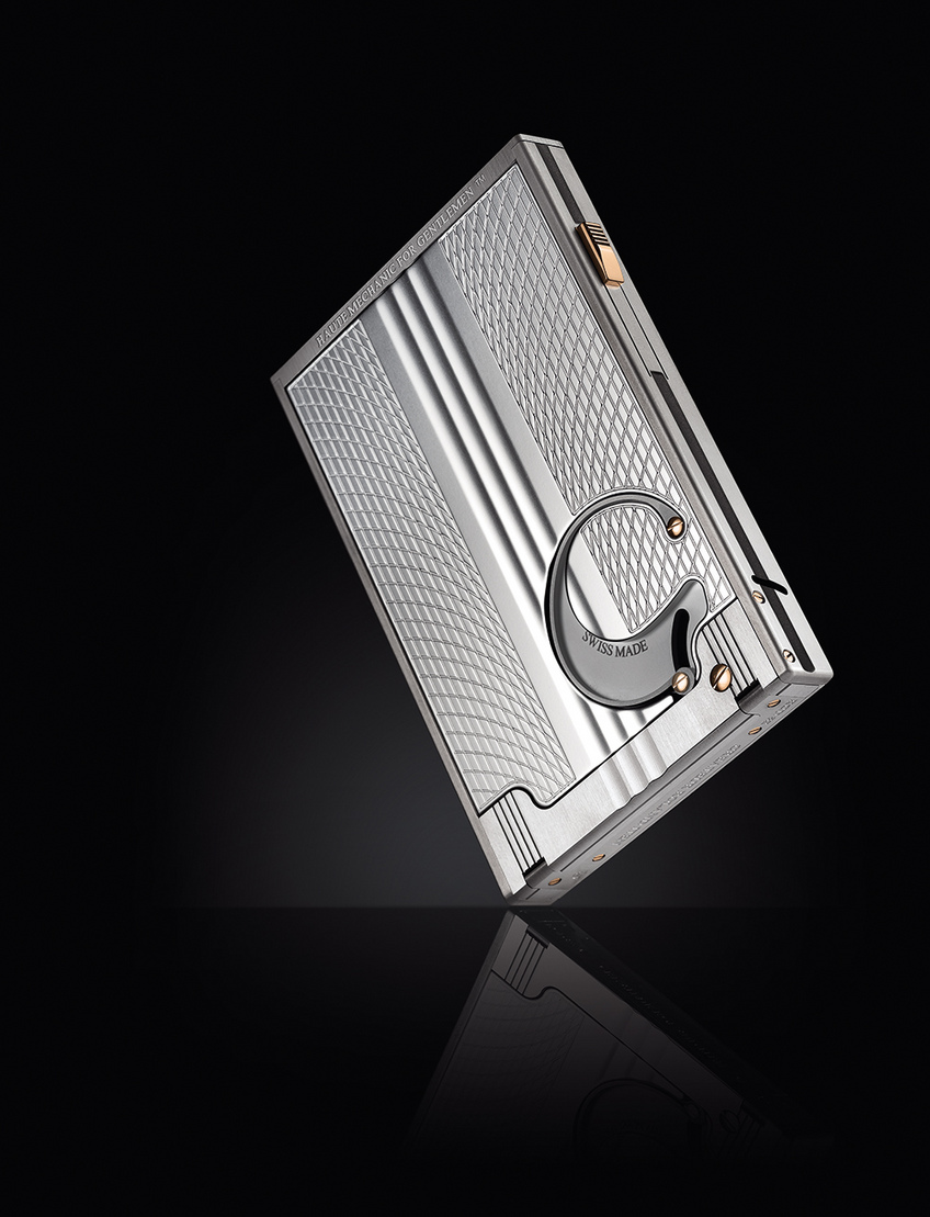 INTRODUCING THE RCD82 “RE-COIL” MECHANICAL CREDIT CARD HOLDER – BY