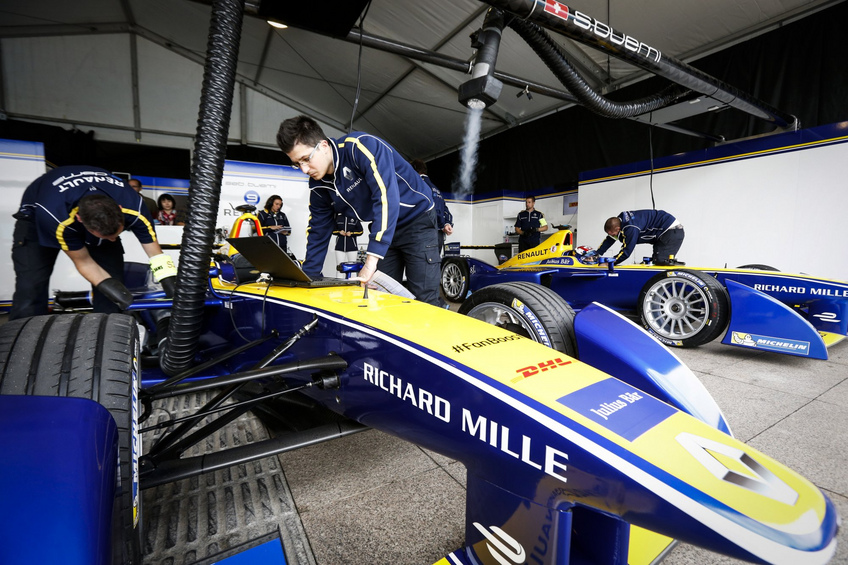 Formula E 2015 First race First victory for Edams Renault Richard Mille
