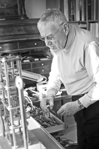 【中古】 Le Prof Jean－ClaudePetit The obituary of Jean-Claude Nicolet, first prix Gaïa winner