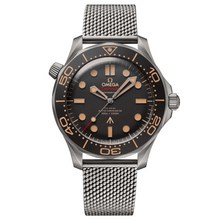 Omega Seamaster Diver 300M Omega Co-Axial Master Chronometer « 007 » Edition – 4
