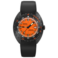 DOXA SUB 300 Carbon COSC 