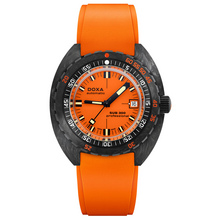 DOXA SUB 300 Carbon COSC Professional