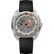 DOXA SUB 300 Ti5 Clive Cussler