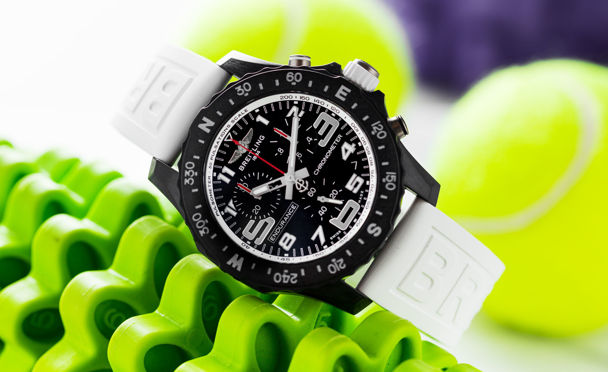Breitling endurance pro. Breitling professional Endurance. Endurance Breitling Pro 2020. Breitling Endurance Chronometer.