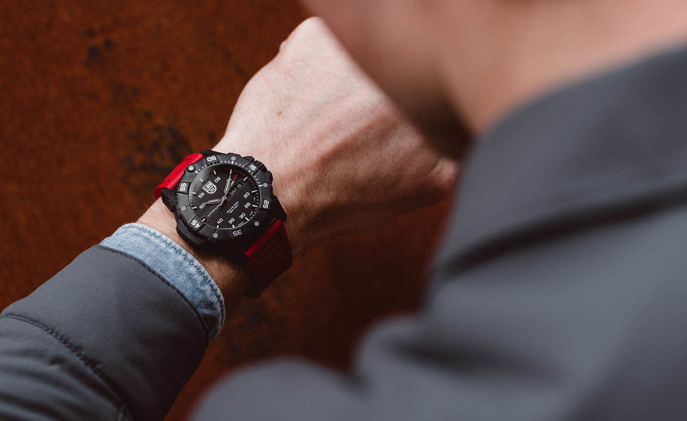 Master new arrivals carbon seal