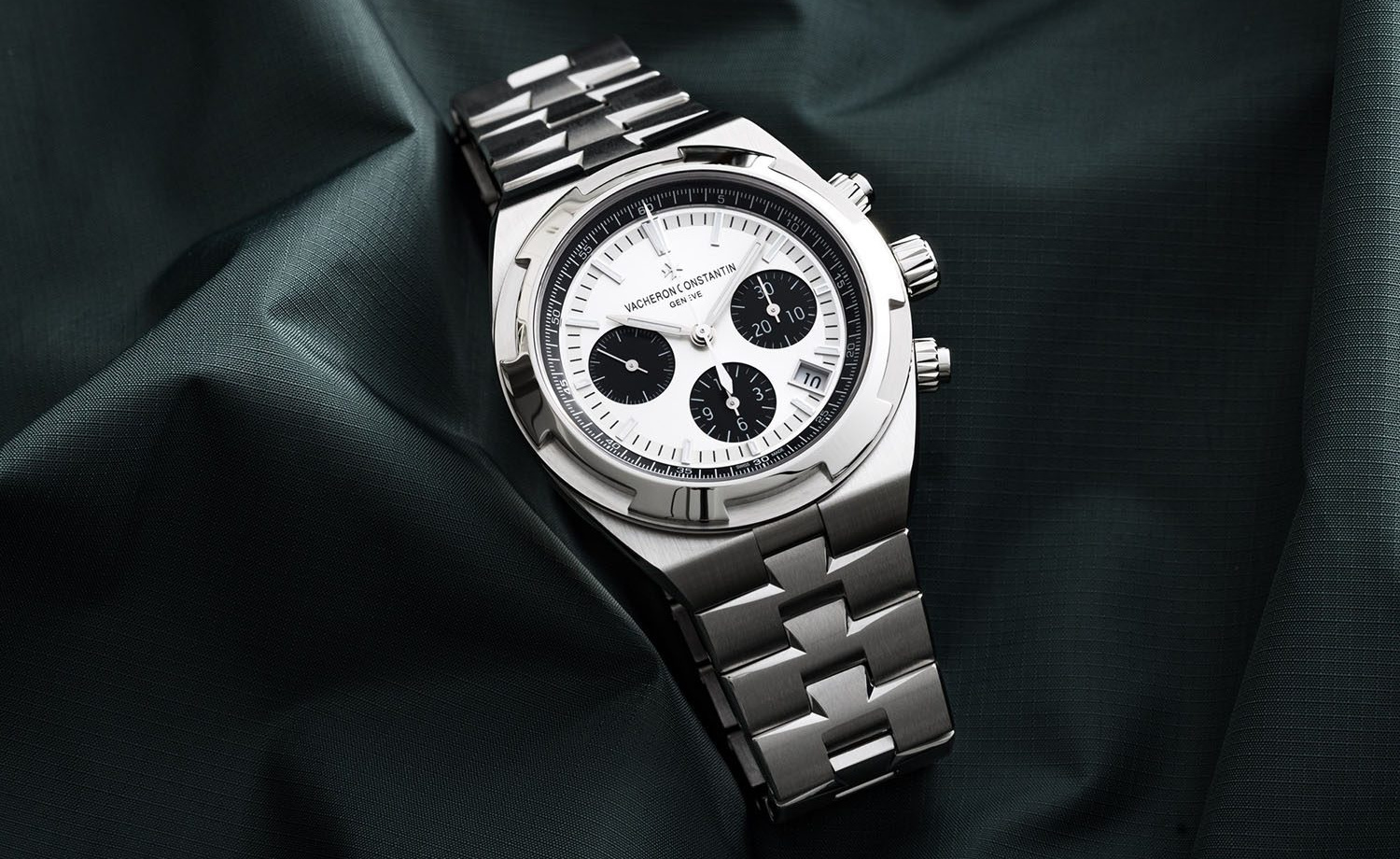 Up-Close with the Vacheron Constantin Overseas Chronograph Panda Dial