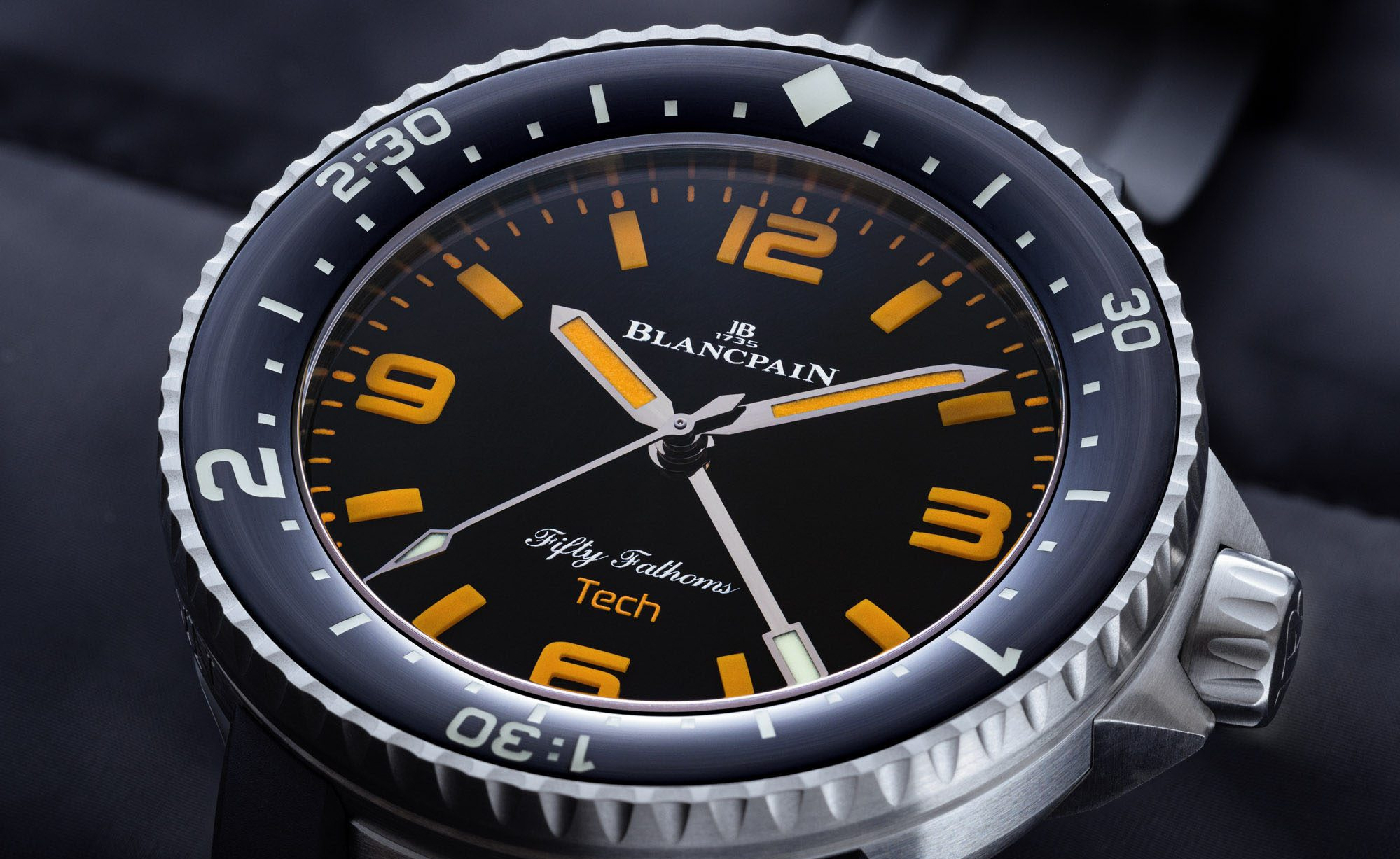 Blancpain fifty fathoms lume best sale