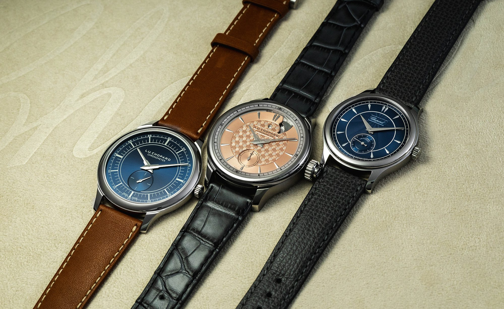 ちょんぴょこ　アンティーク　ボーダープルオーバー　ブルー Hands-On: The Chopard L.U.C 1860 In Aeruse Blue - Hodinkee