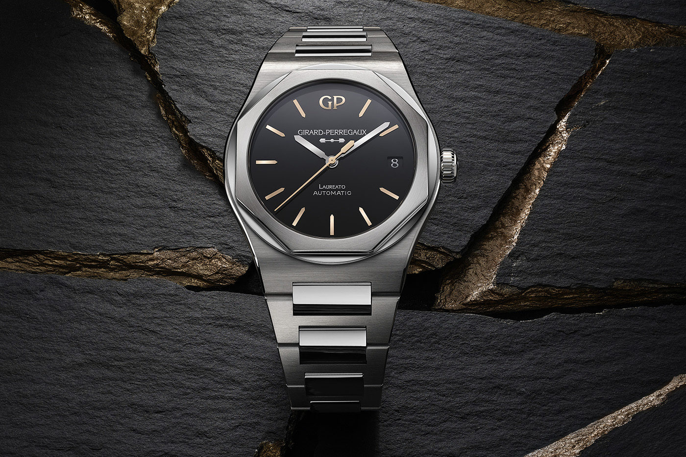 Geneva Watch Days HandsOn With GirardPerregaux’s New Onyx Dialed