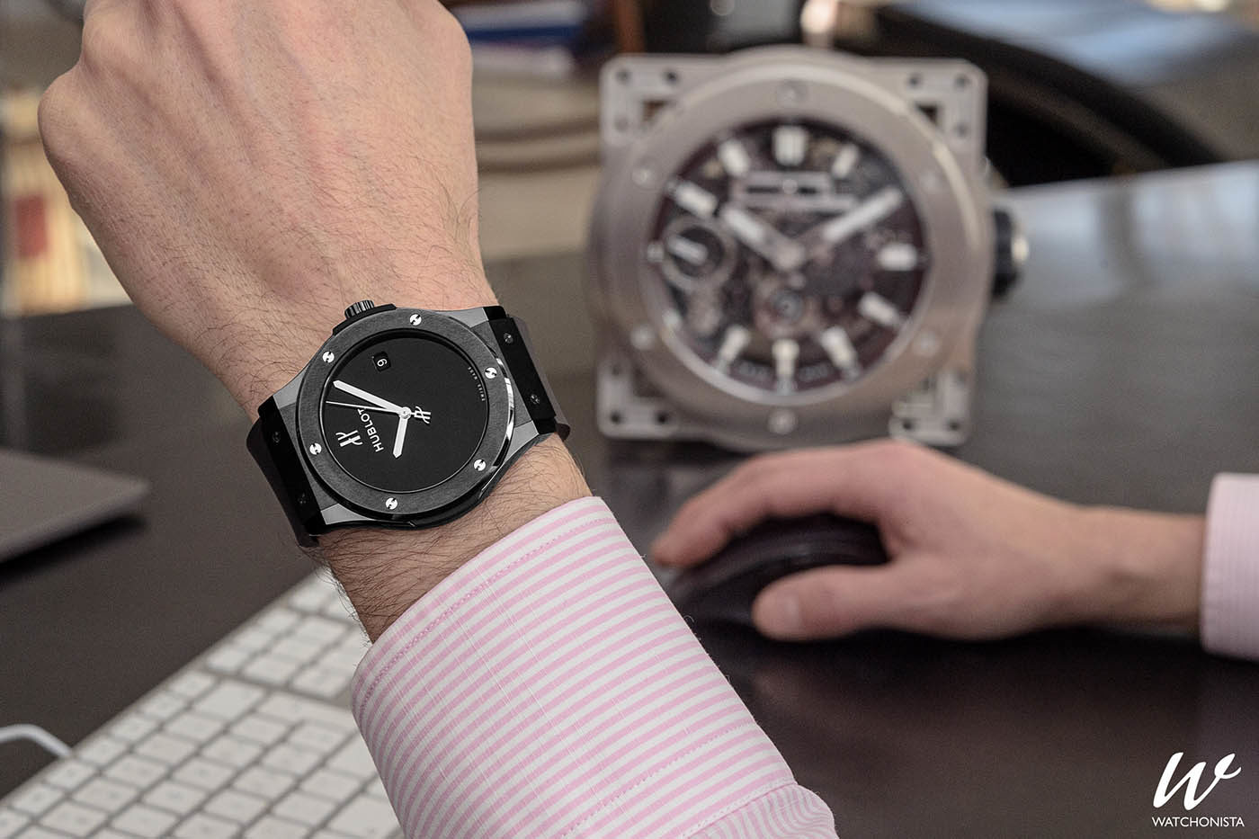 Unwinding With Watchonista At Home With The Hublot MECA10 Table Clock
