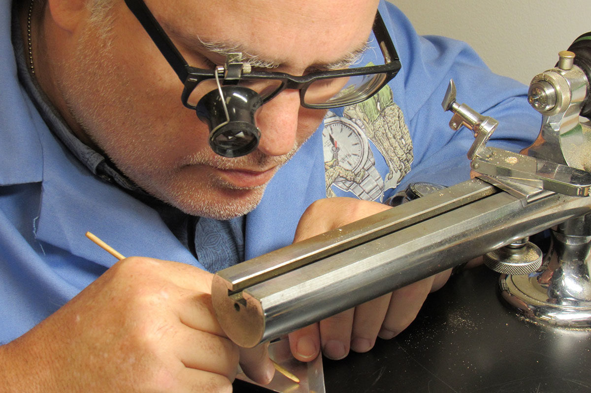 How To A Watchmaker Watchonista