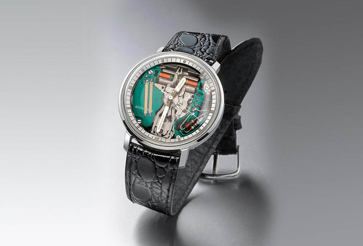 Why Do Collectors Go Crazy For The Accutron Spaceview? | Watchonista