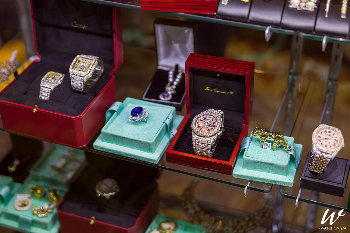 Watch Spotting At The Las Vegas Antique Jewelry & Watch Show Watchonista