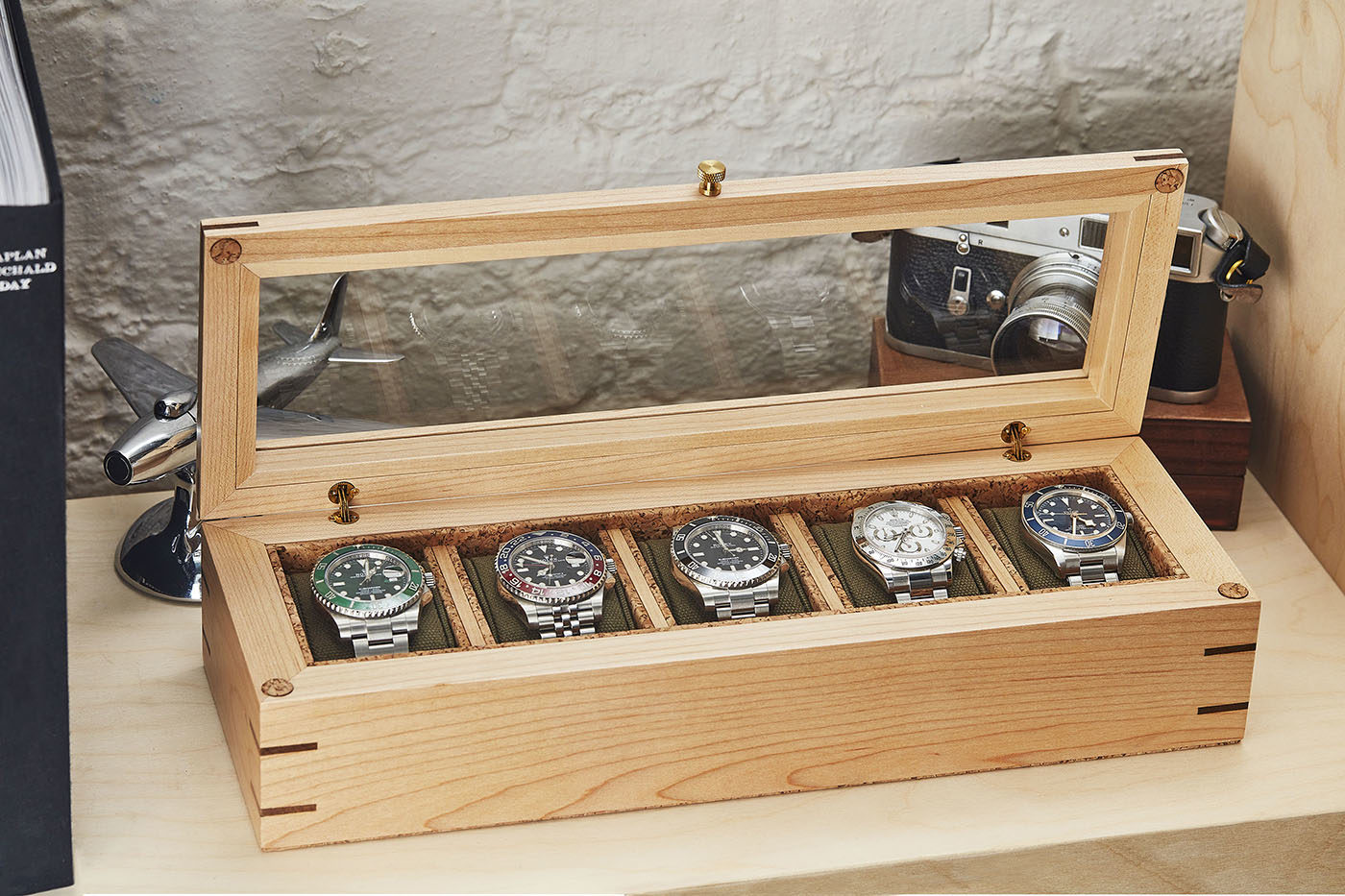 WOLF And Analog/Shift Launch A Series Of Seriously Cool Vintage Inspired Watch Boxes Watchonista