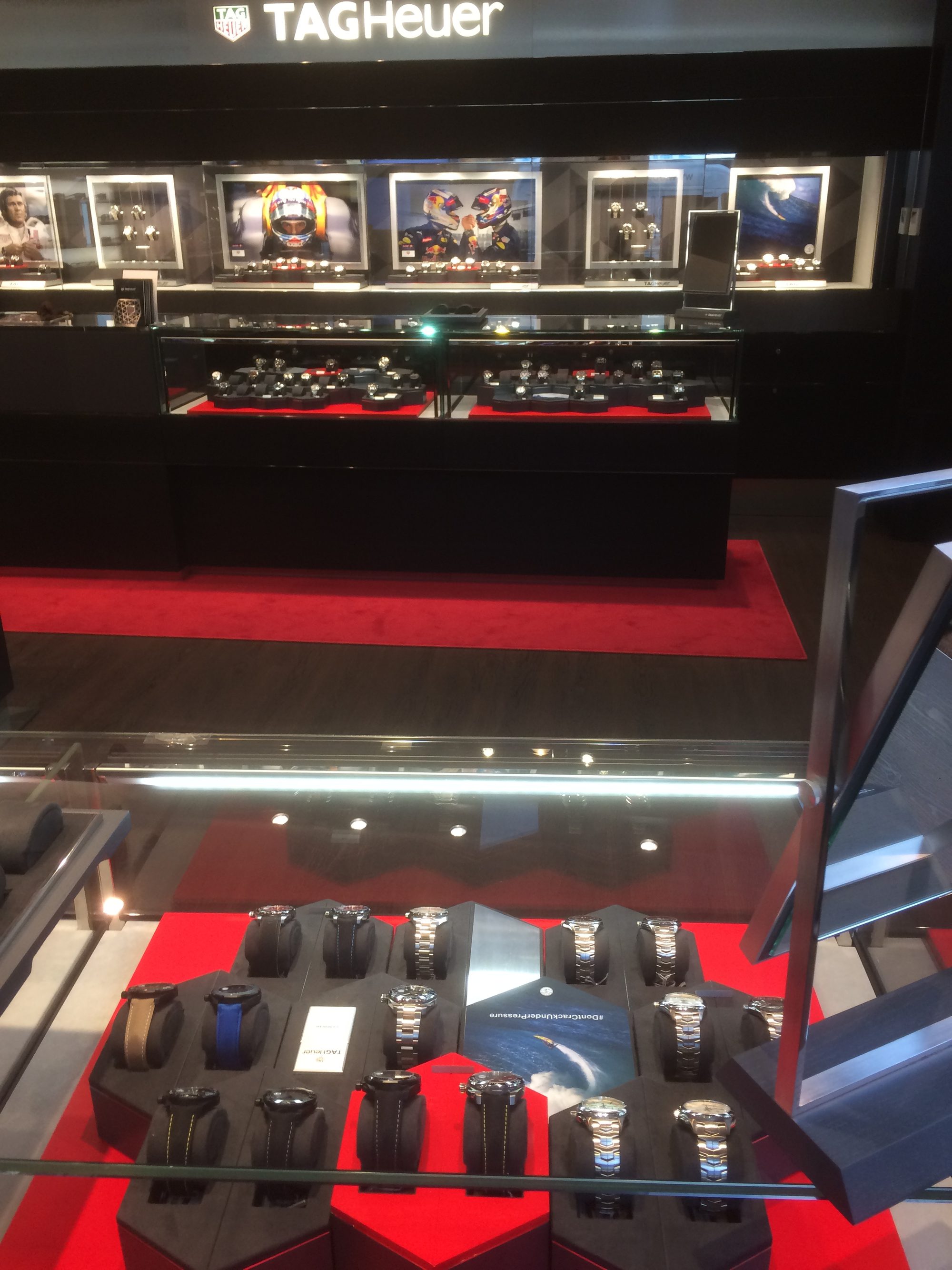 TAG Heuer adopte le concept ultraactuel de « Homestaging » pour