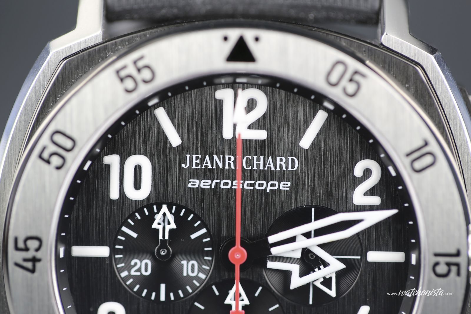 Multicolored rubber wristwatches for the JEANRICHARD sport collections