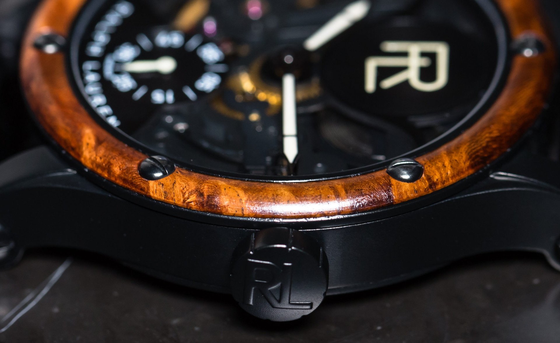 Ralph Lauren クロック ralph-lauren-automotive-02.jpg