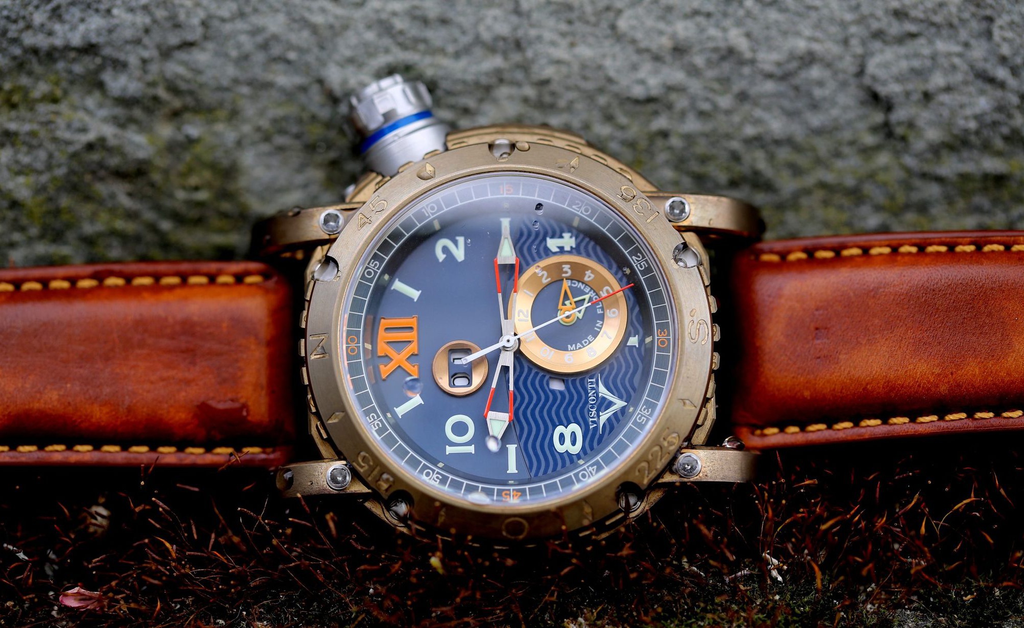 Visconti: bronze for an oversized watch | Watchonista