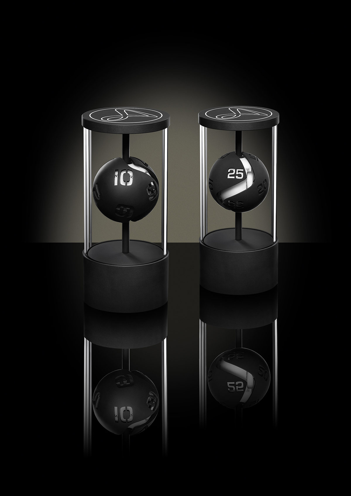 HAUTLENCE HL Table Clock Watchonista